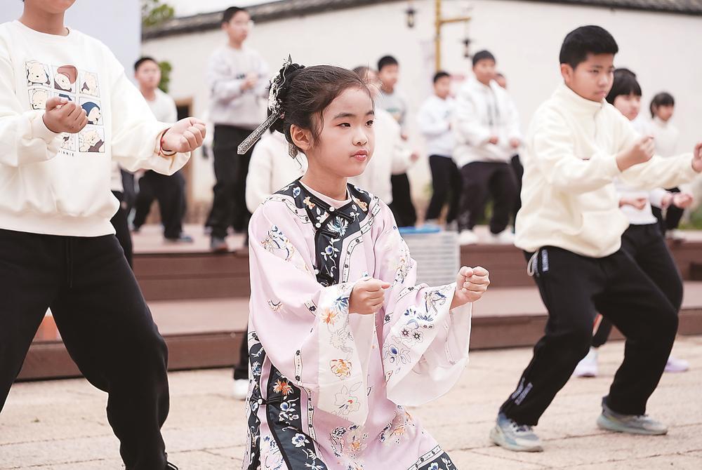 南派武术非遗展演掀热潮