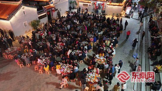 漳州东山：“海陆宴”里年味浓
