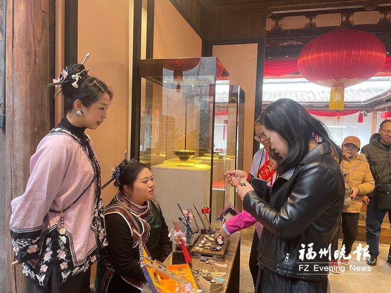 非遗盛宴开启“福气新年”