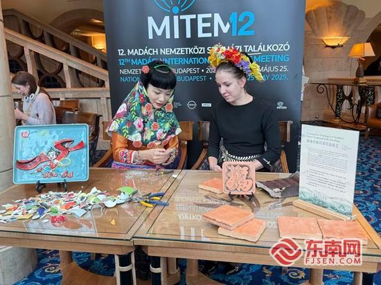 非遗传承人陈媚媚：堆剪技艺中的新惠女叙事