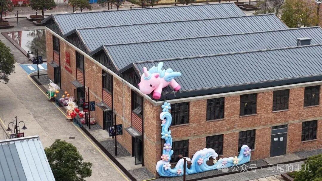 “两马同春闹元宵”花灯抢先看！