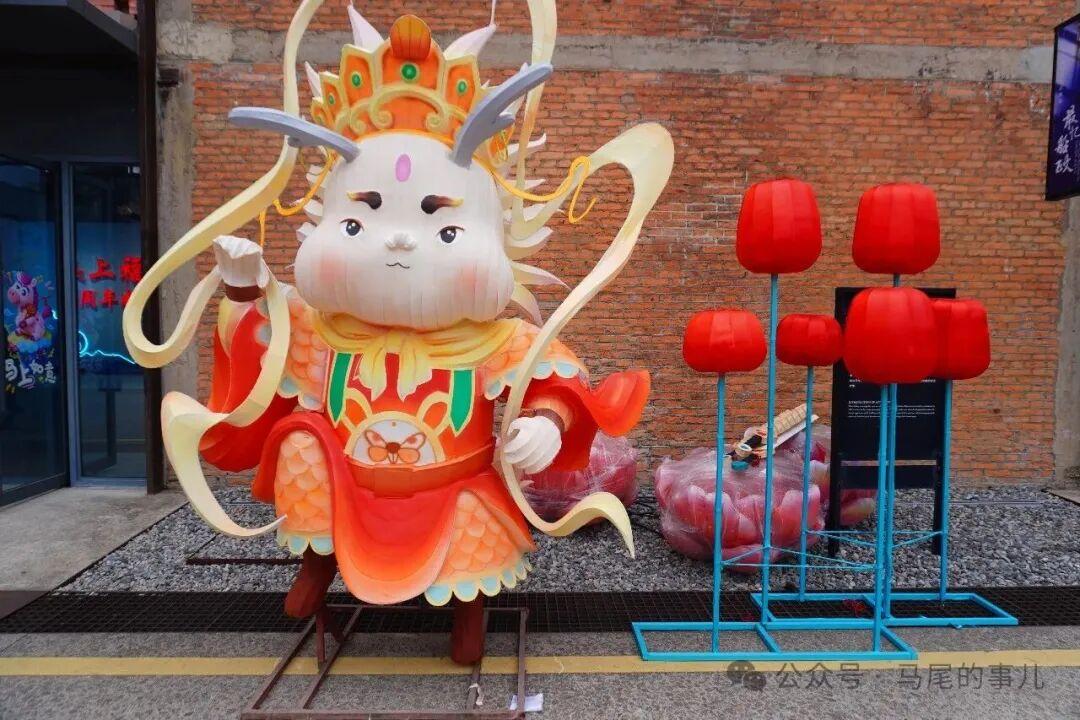 “两马同春闹元宵”花灯抢先看！