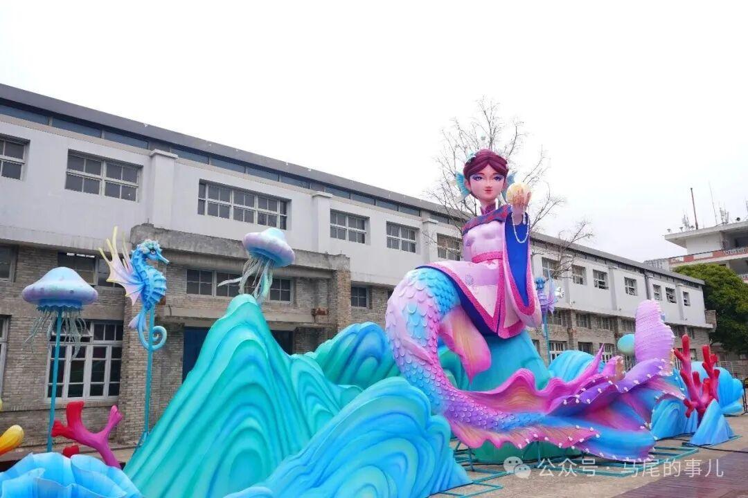 “两马同春闹元宵”花灯抢先看！