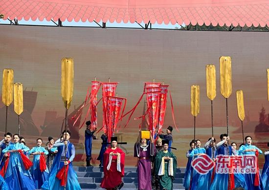 《风祈千年》主题音舞诗在九日山实景上演