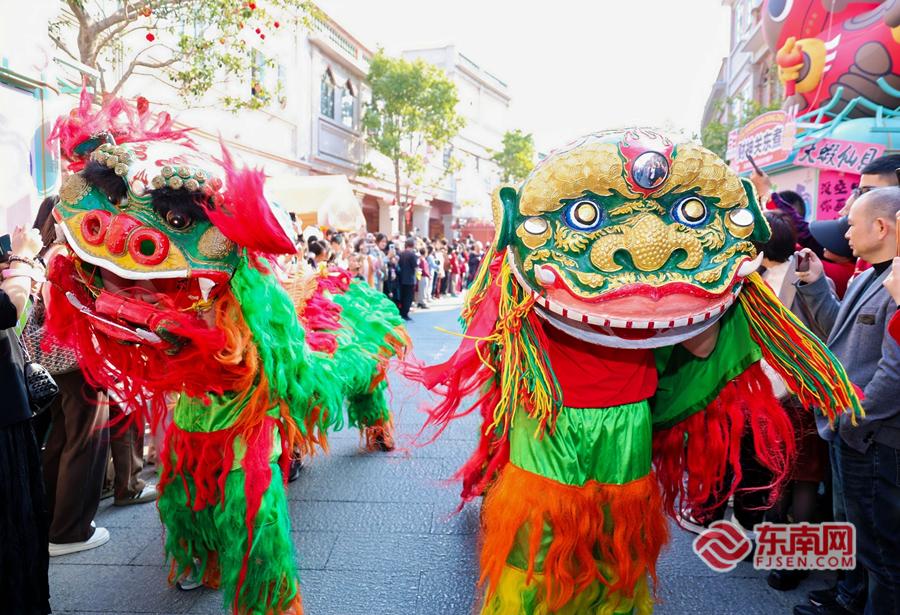 新春走基层 | 泉州正月上演“迎番货”非遗街秀 再现宋元海丝风华