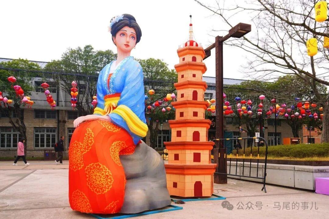 “两马同春闹元宵”花灯抢先看！