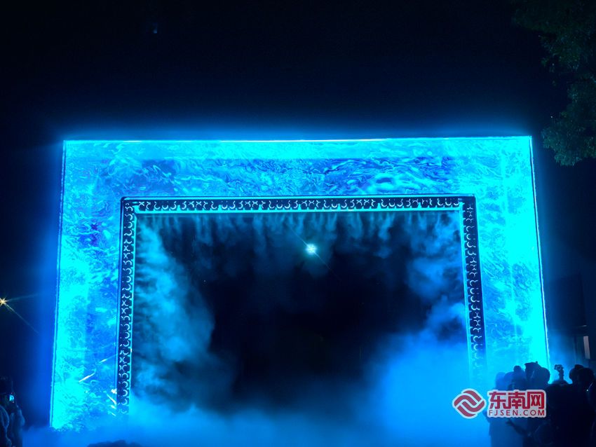 新春走基层 | 泉州首个戏剧盲盒演艺综合体“偶遇世界”开园