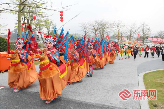 西湖“人气 爆棚” “福马迎春·漳州有乐”非遗游园文化活动启幕