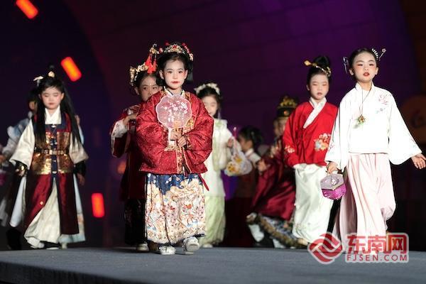 来龙岩长汀！赴国风大秀，共赏百项非遗盛宴