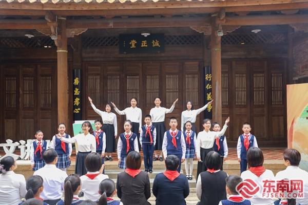 泉州鲤城：思政课堂“搬”进古书院 千年文脉“活”在行走间