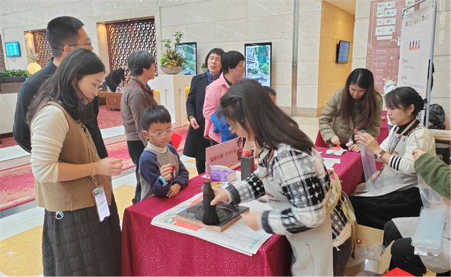 书香伴航程 福韵满空港——“八闽书房”公共阅读新空间落地福州长乐国际机场