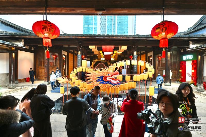 游玩攻略出炉！“抖音非遗嘉年华”点亮三坊七巷上下杭