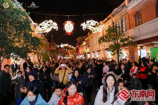 世遗古城里的“别样年味” 让“党建红”融入“烟火气”