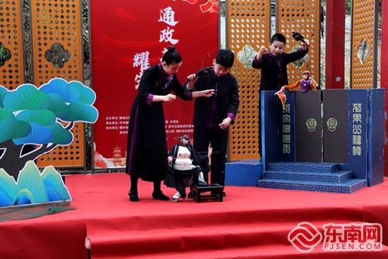 泉州鲤城：通政花灯映宋元 肃清门韵闹元宵