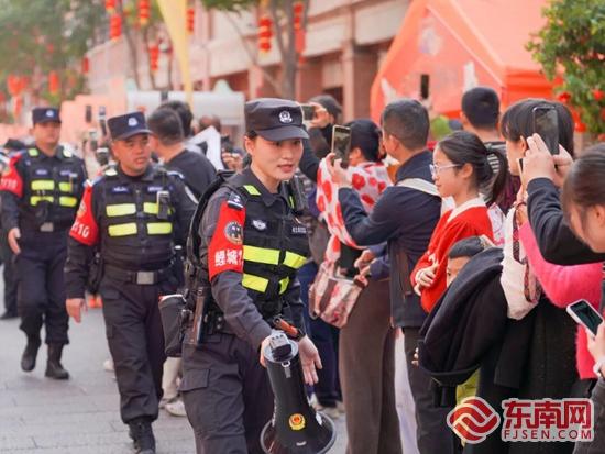 世遗古城里的“别样年味” 让“党建红”融入“烟火气”