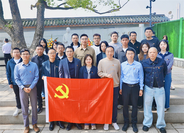 “擦亮红色名片 讲好福建故事”——省文旅厅宣传推广处、省旅游宣传中心和省旅游信息中心党支部联合开展主题党日活动