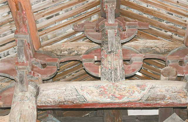 泉州安溪三洋村现明代木构“活标本”，被誉为“闽南最古老的木构建筑”——银瓶山中宝峰“藏”