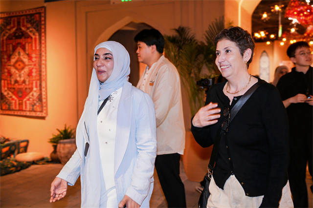 中阿艺术共鸣 奏响多元文明交融福建新篇——“艺汇丝路”阿拉伯知名艺术家访闽采风活动厦门行