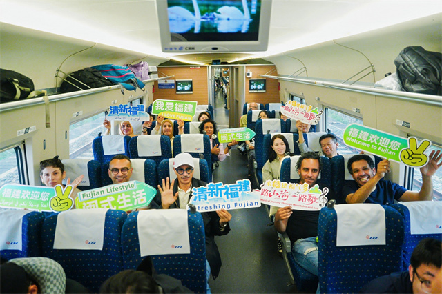 茶路连丝路 艺笔绘双遗——“艺汇丝路”阿拉伯艺术家代表团前往南平采风