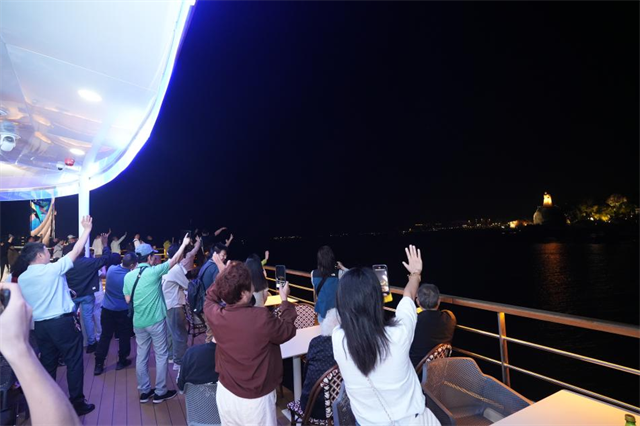 琴岛听涛觅福韵 鹭江夜话启新程 ——2026年重要客源国旅行商、旅游达人福建踩线活动走进厦门