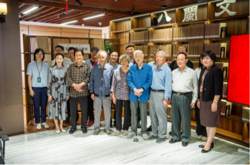 《农业生产合作社怎样实行包工制》等地方珍贵文献入藏“八闽书房”