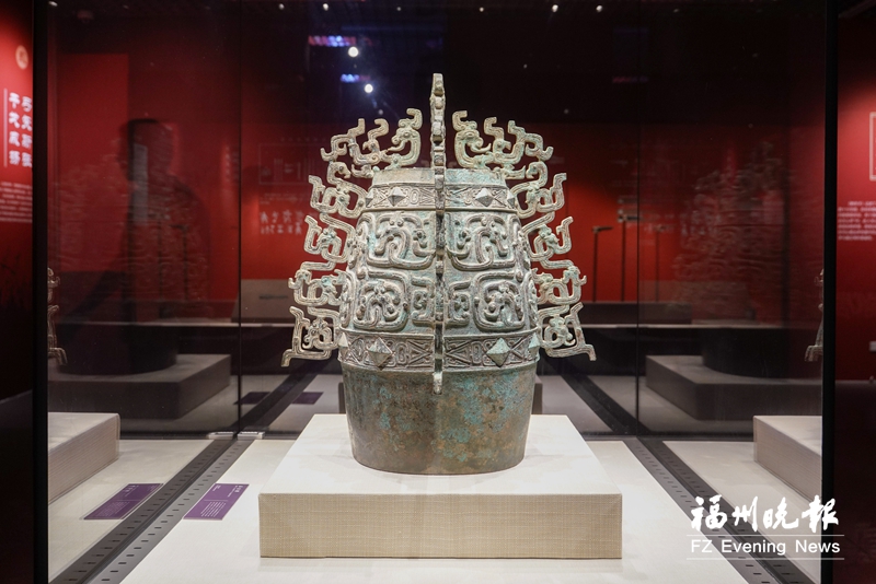 “止戈为武”宝鸡青铜器特展亮相福州市博 展出100多件青铜器文物