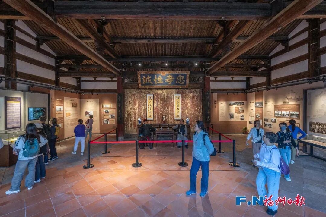 福州：一条文化中轴满载同心故事