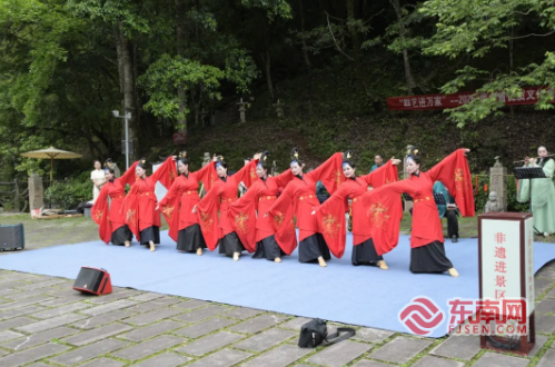 三明泰宁：非遗焕彩进景区 “五一”文旅添古韵