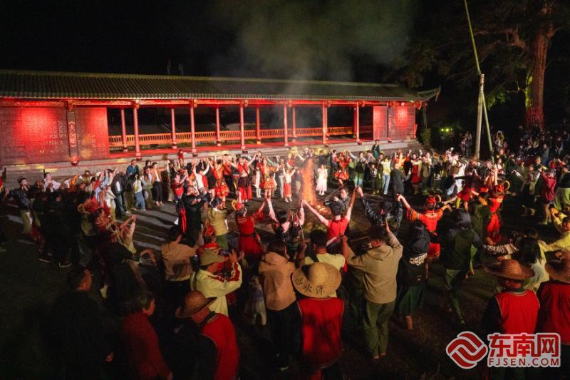 宁德屏南甘棠三村联动破圈 文旅融合点亮五一假日