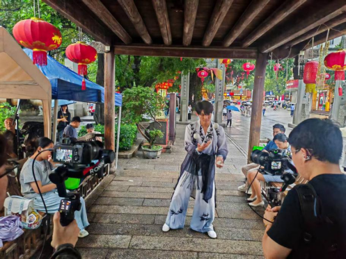 发挥文旅优势 助力安全宣传