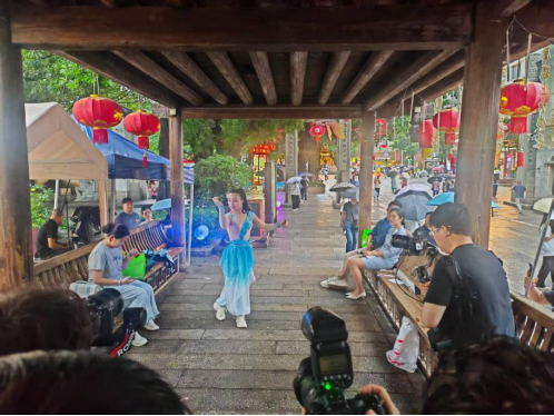 发挥文旅优势 助力安全宣传