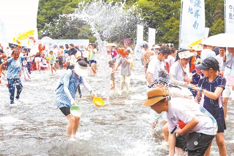 借“凉”生“热” 激活夏日文旅新动能