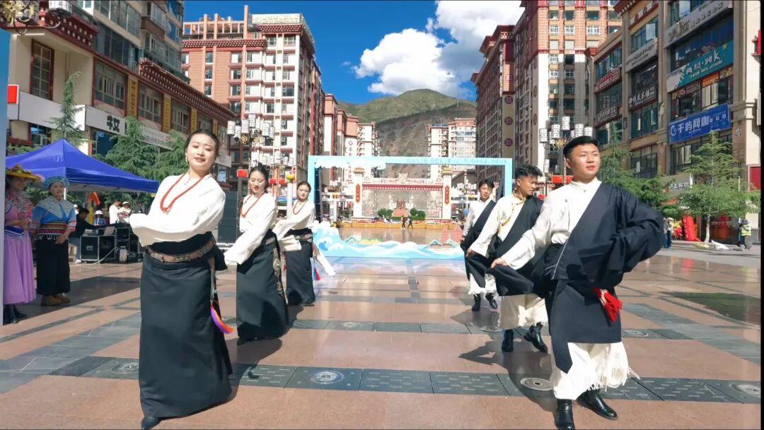 “山海同框 闽藏共此时”清新福建文旅图片展在昌都举办