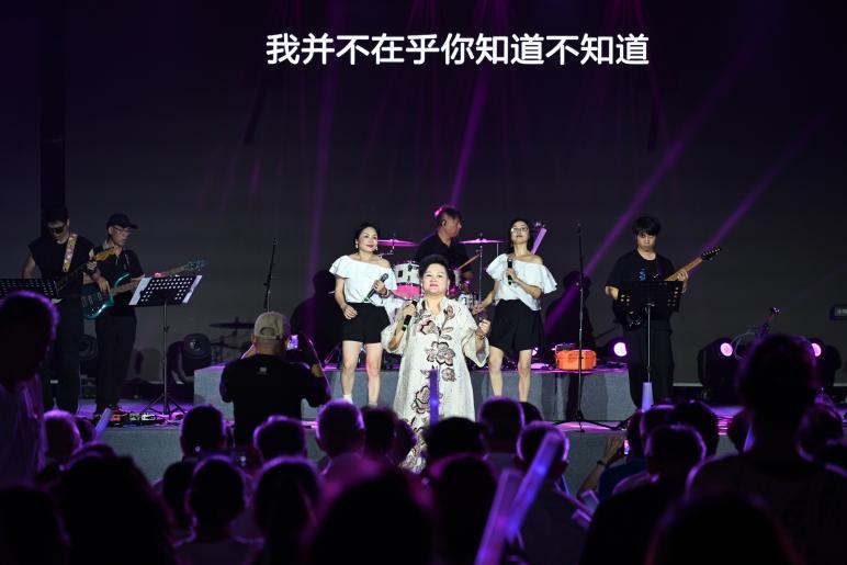 周末戏相逢丨百年峥嵘 青春放歌周末戏相逢“艺”齐乐大擂台小乐队第三场晋级赛薪火重燃