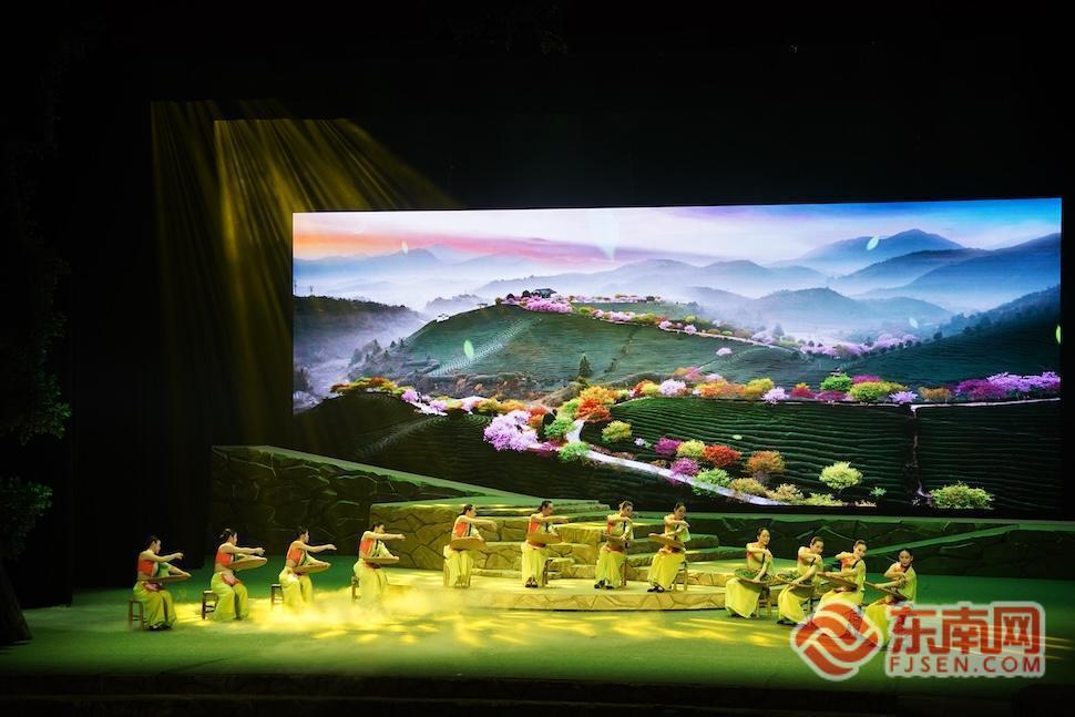 《客起汀水》闽西非遗风华秀在长汀首演