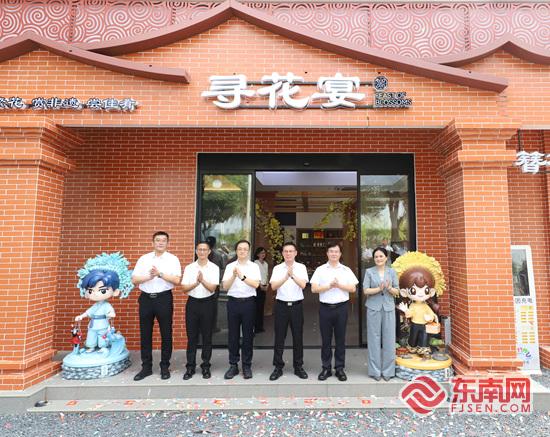 甜蜜遇上簪花 滨海浪漫线两大新场景亮相蟳埔