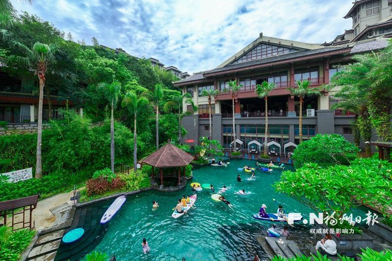 盛夏温泉也能火：连江贵安温泉旅游区打破季节性魔咒的破局之路