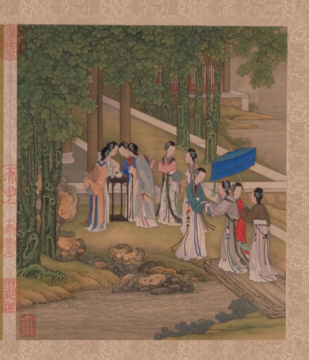 这件出土于福州黄昇墓的单衣，太“巧”了！