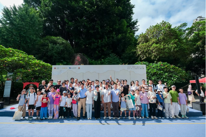 八闽书房丨“八闽书房”首进乌山晒书古籍“活”化走出“还山”新路径