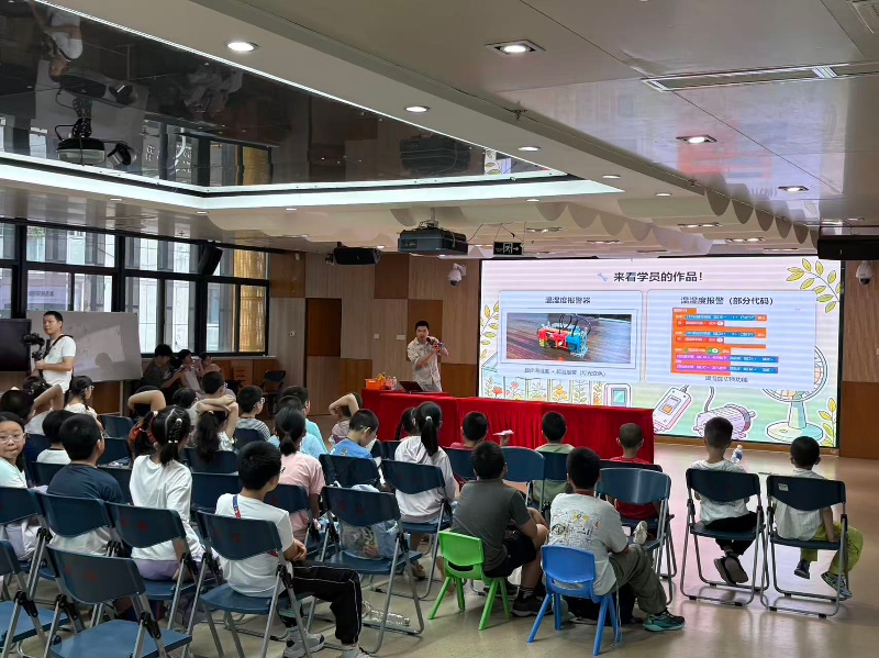 书香伴科创 童心向未来 省少儿图书馆第五届公益科普夏令营圆满结营