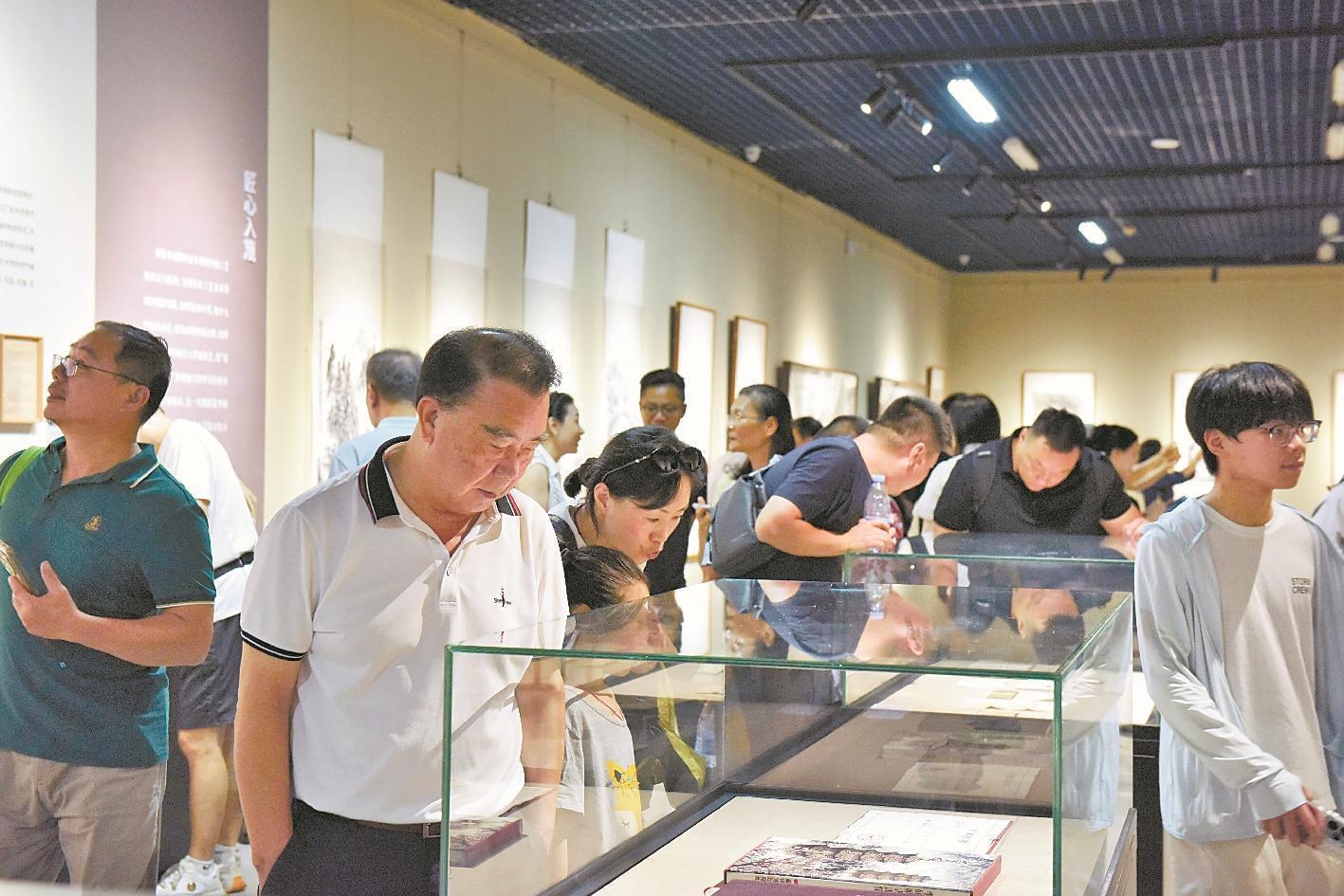 李硕卿艺术作品展开展