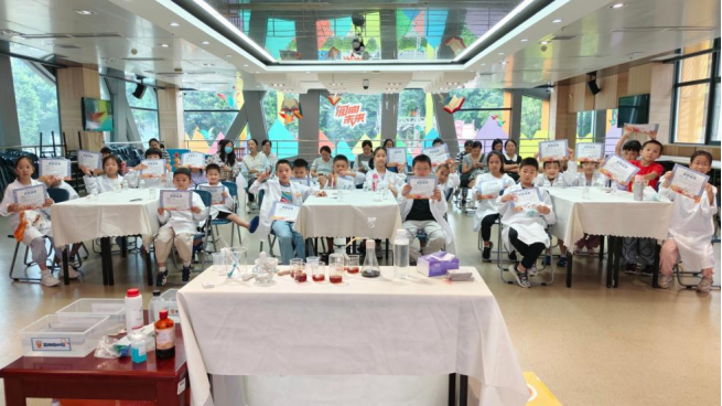 从静态阅读到动态实践 福建省少儿图书馆科普月点燃少儿科学好奇心