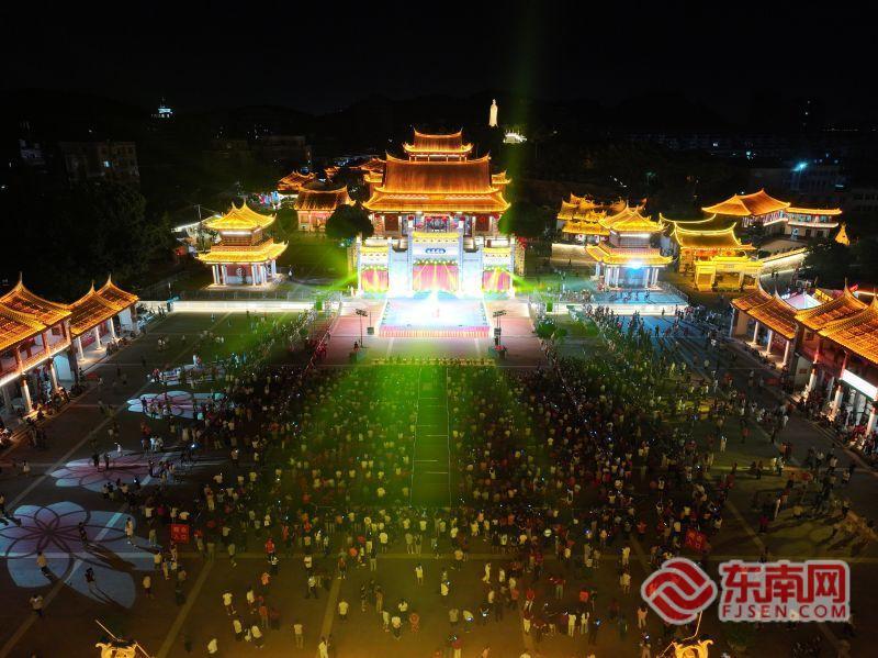 寻访妈祖文脉·共赴平安之约 莆田贤良港中秋文艺晚会浓情上演
