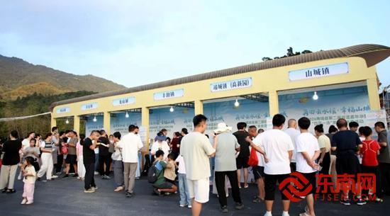 赏世遗品非遗尝美食 南靖非遗嘉年华激活中秋文旅消费新活力