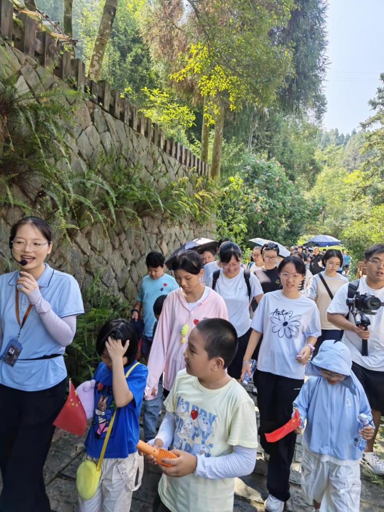 八闽书房丨品读红色鼓岭 传承革命薪火——“八闽书房”红色主题研学活动在公共阅读新空间举办