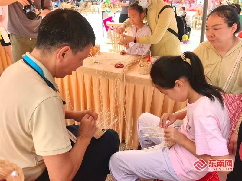 “融两岸·最闽南”2026泉州闽南文化非遗周启幕