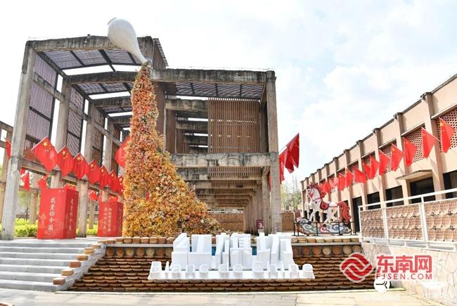 国庆焕新游 德化红旗坊上演“中国红”文旅盛宴