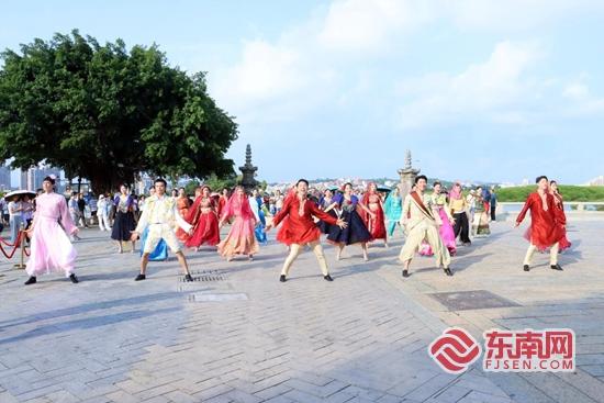 泉州洛江区“世遗桥畔·烟火洛江”古街沉浸嘉年华精彩启幕